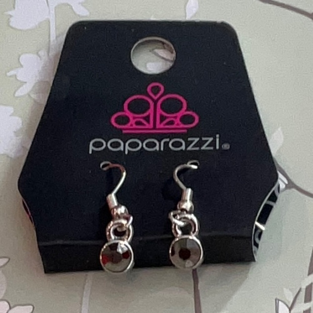 ❄️ Paparazzi | Silver and Black Minimalist Earrings Bohemian Beach Vibes